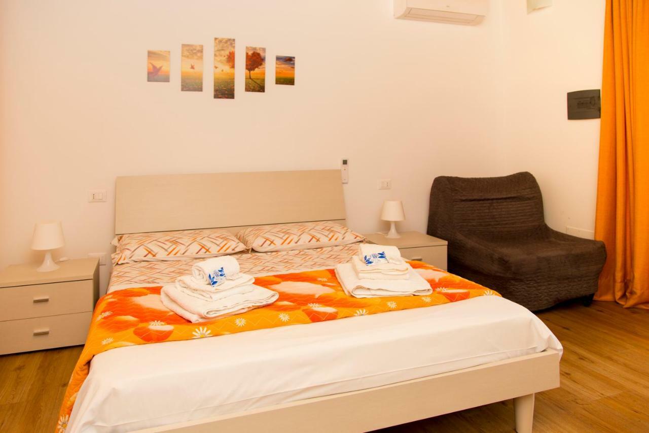 Appartamenti Vacanze Mareemare Capo dʼOrlando Екстериор снимка